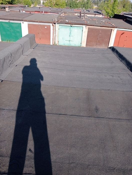 Sprzedam garaż murowany