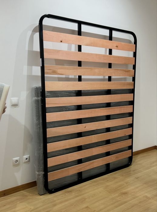 Mobiliário Completo Novo | Cama + Colchão + 2 Mesinhas + Aparador + Consola | Nunca Usado