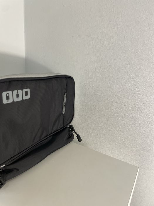 Bolsa para acessórios eletrónicos