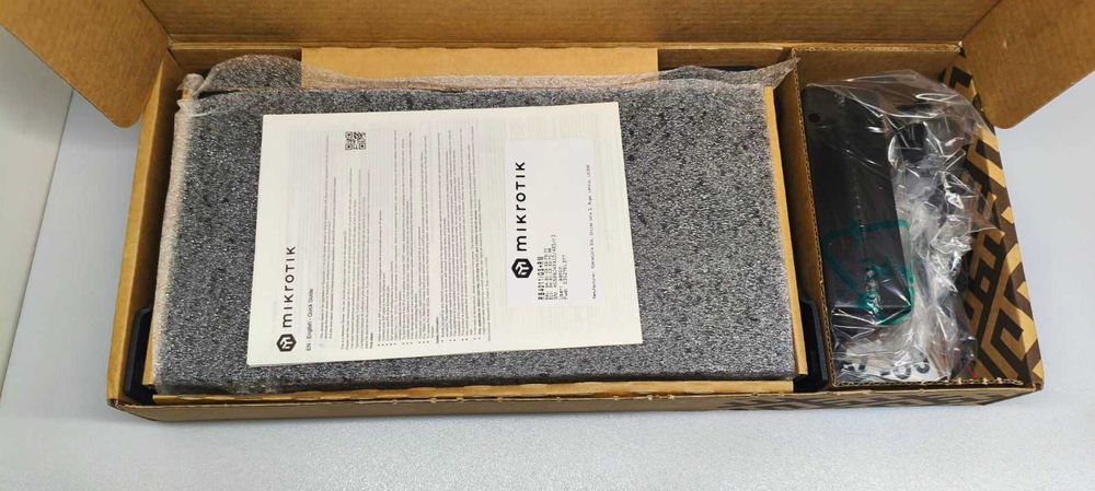 Мощный Mikrotik RB4011iGS Gigabit SFP usb LTE Роутер 10портов