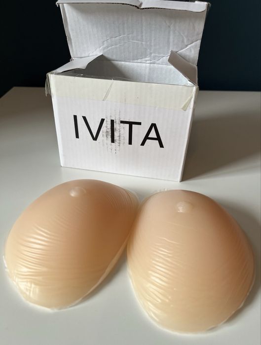 Sztuczne Silkonowe PIERSI