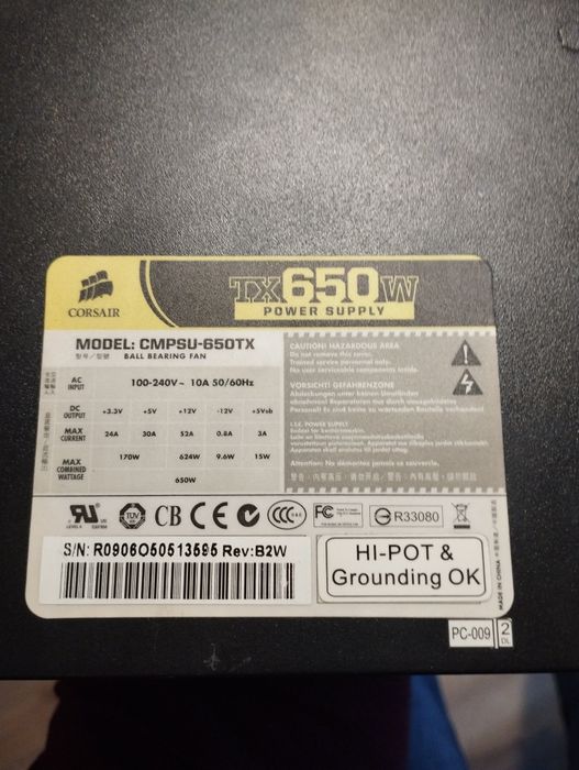 Fonte Corsair TX650W - Série Enthusiast (650W Reais)