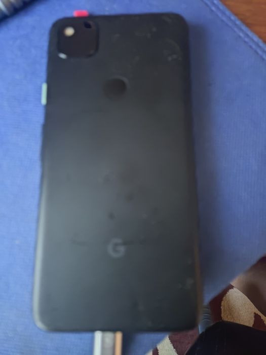 Google Pixel 4 a под ремонт.