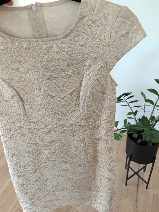 Piękna sukienka na komunię, wesele i inne okazje r. 38