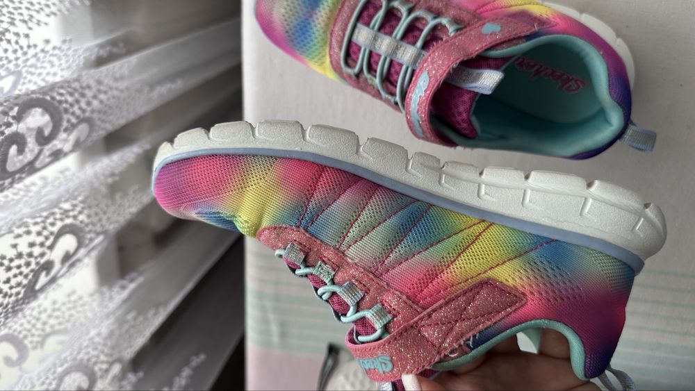 Skechers кросіки оригінальні