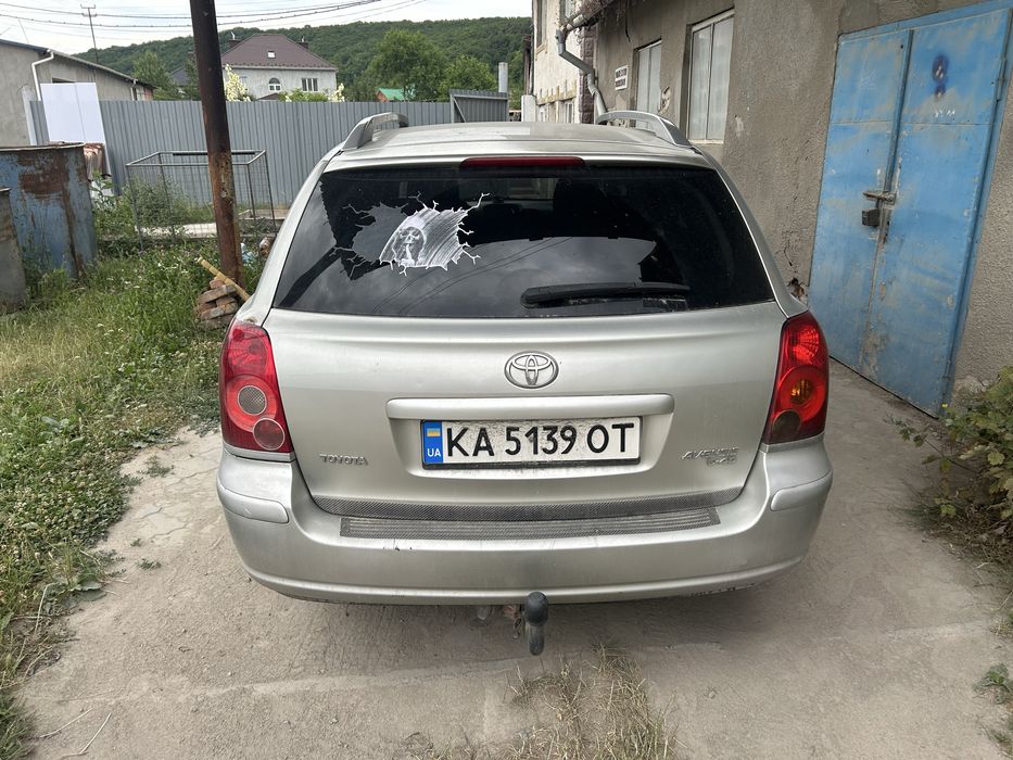 Тойота авенсіс, 2.2 дизезь