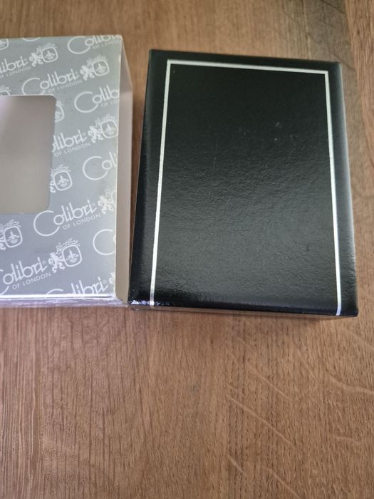 Зажигалка Colibri