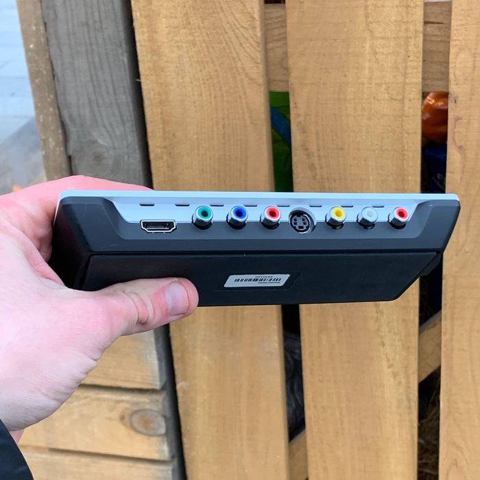 Карта захоплення Blackmagic intensity shuttle