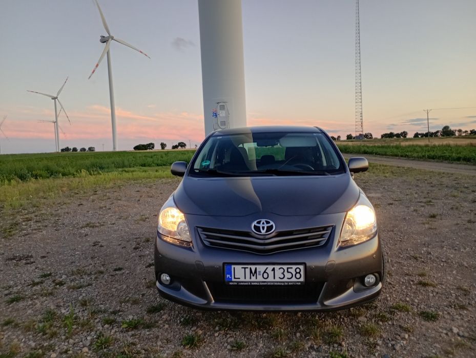 Sprzedam Toyota Verso 1.8 b+LPG 2012.