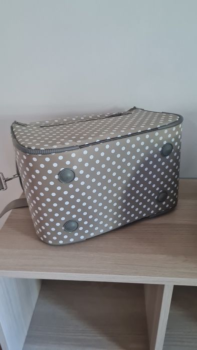 Kuferek kosmetyczny duzy na kosmetyki reed