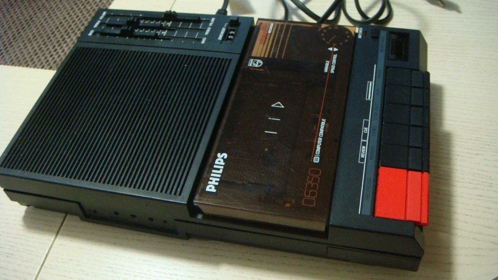 диктофон Philips D6350 Portable Cassette Recorder c.1988