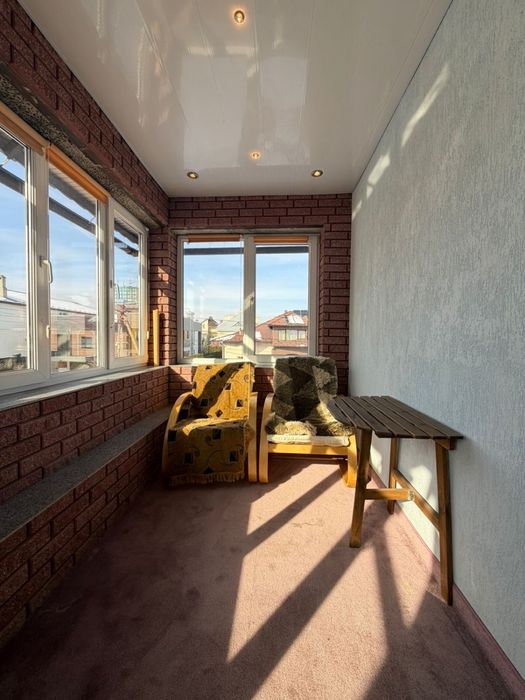 Здається будинок