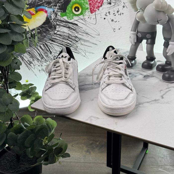 Кросівки шкіряні Adidas Continental 42 розмір E136