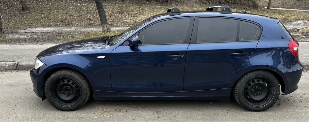 BMW 1 Series E87 120d  2 літра турбо  2011 рік офіційна