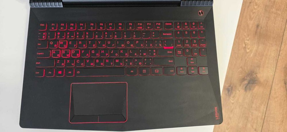 LENOVO legion Y520