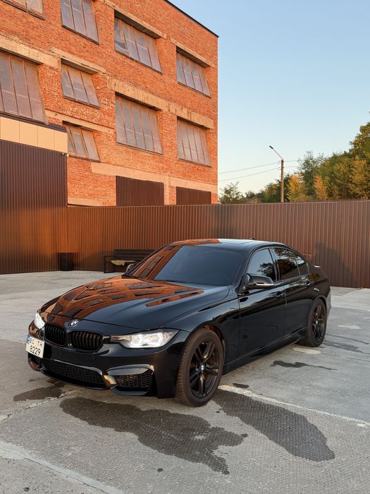 BMW f30 2012 328i задній привід