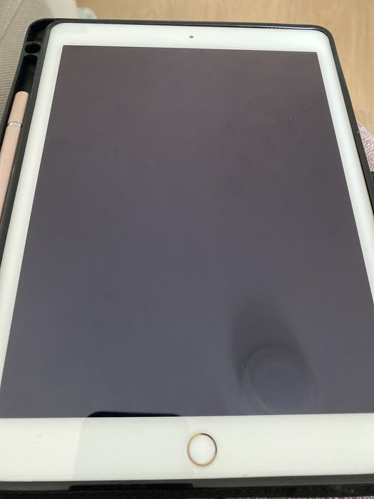 Capa para iPad e tablet estilo carteira / bolsa couro + caneta dourada