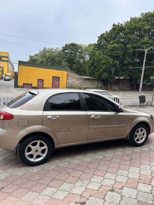 Chevrole lacetti