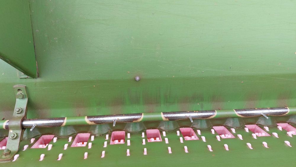 Siewnik Zbożowy Amazone D8 Super Brona Wirowa Kuhn HR 3000