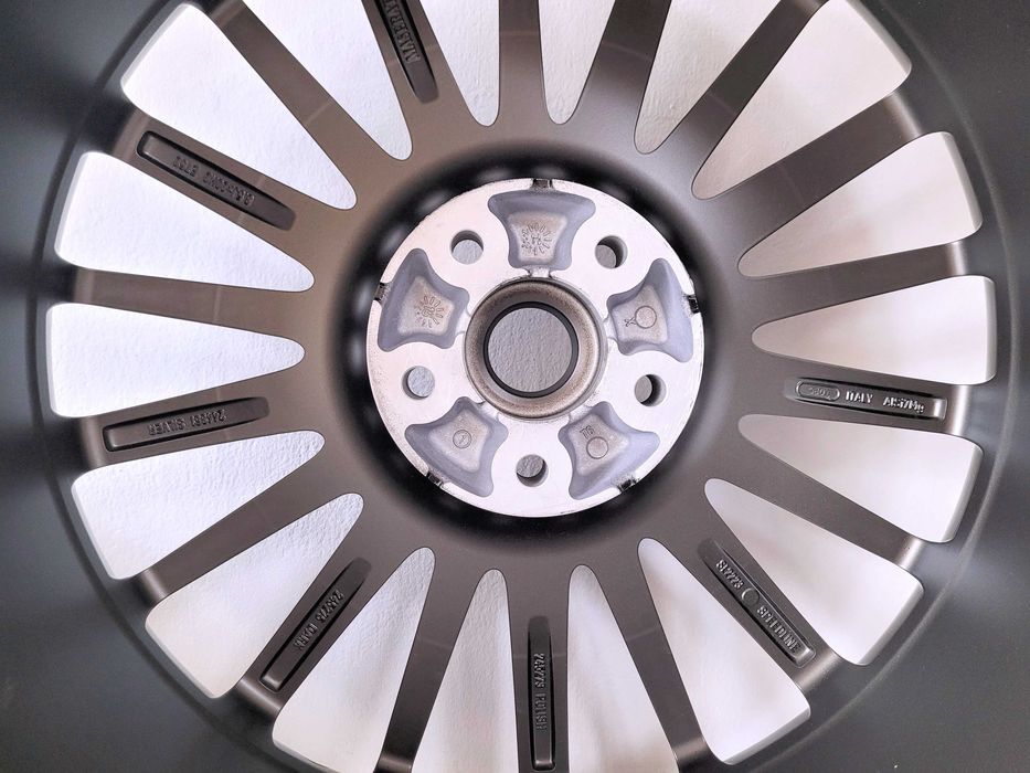 Maserati Quattroporte V GT S AWARDS - felga 20 felgi MultiTrident NOWA