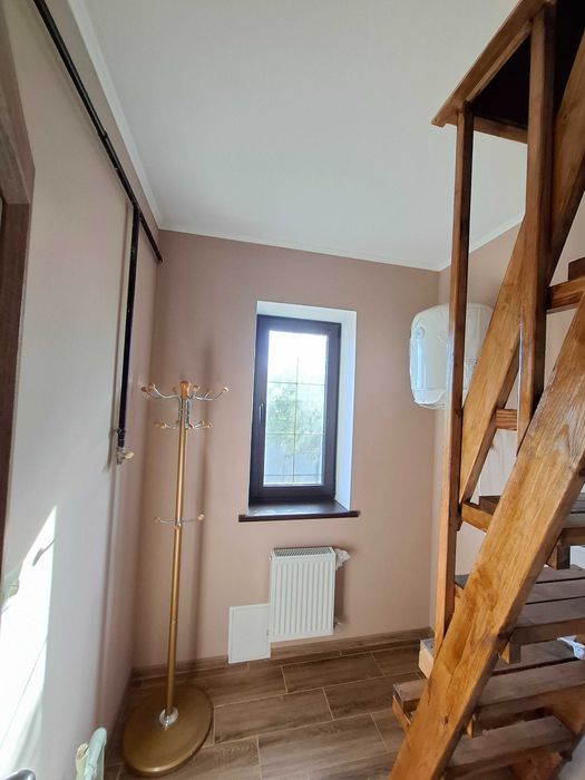 Продам новенький та затишний будинок