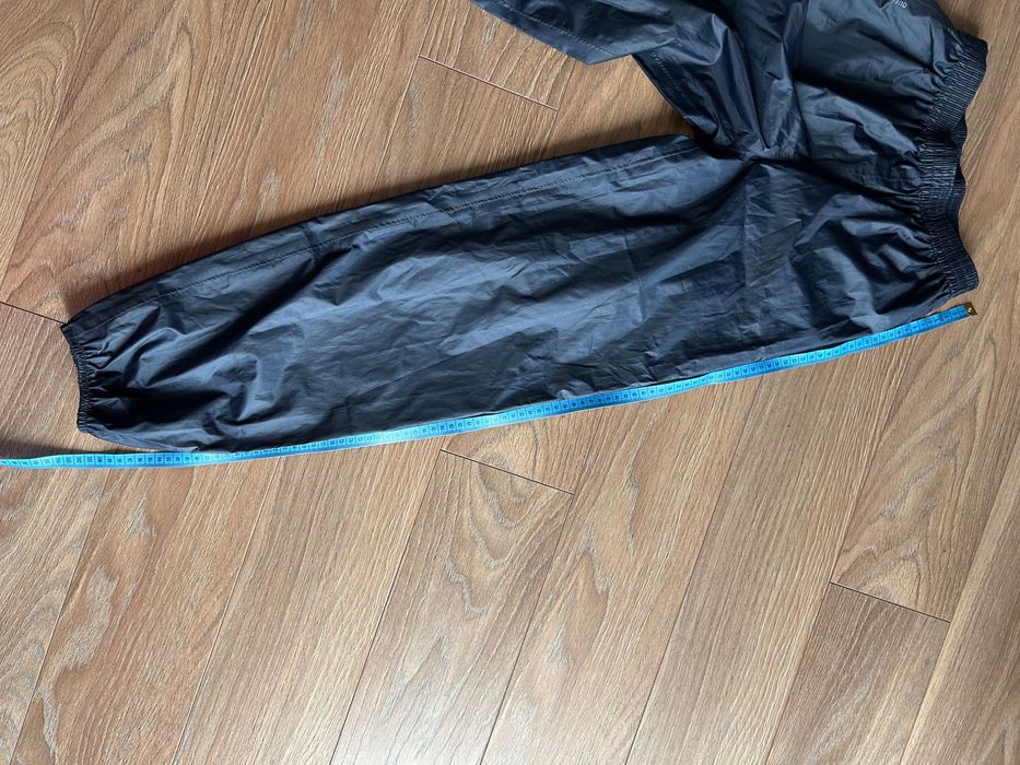 Spodnie Quechua przeciwdeszczowe roz. 152