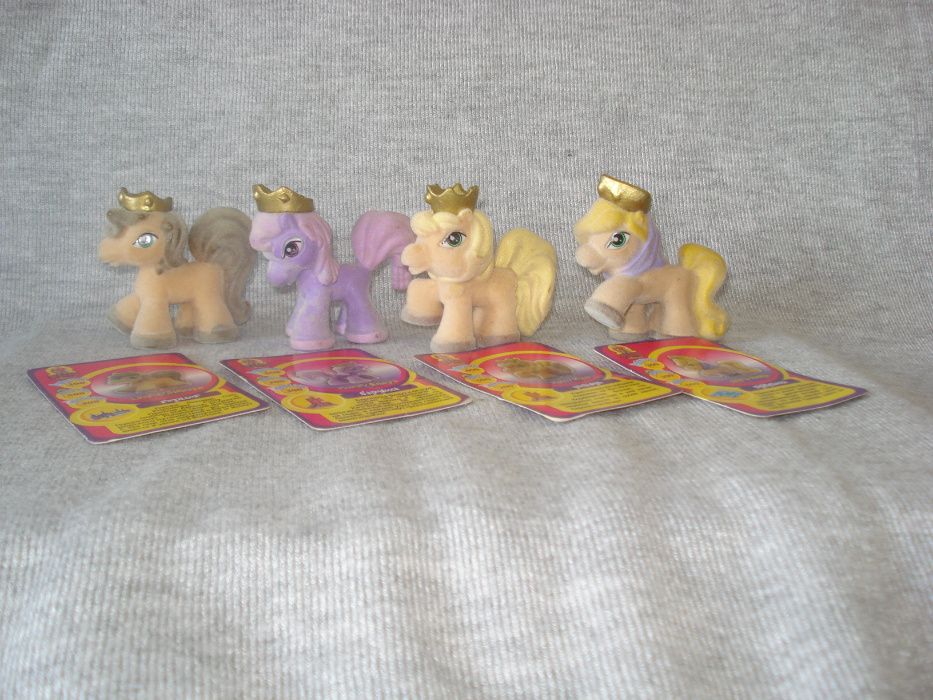 Іграшки з Кіндерів