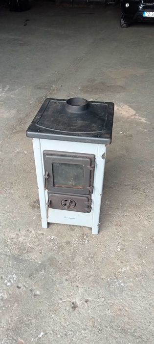 piec piecyk koza kominek żeliwny