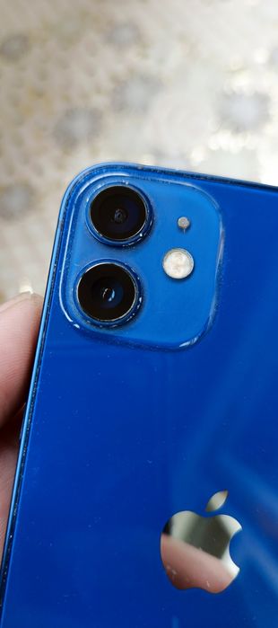 iPhone 12 Mini не включается