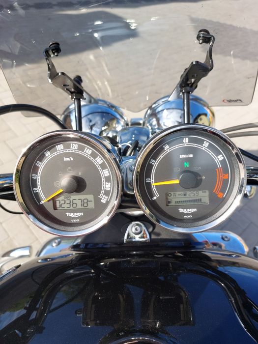 Triumph Rocket 3