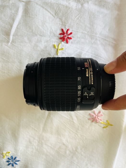 Nikon D3000 - maquina fotografica digital profissional