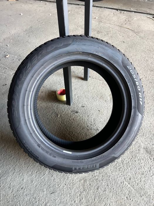 Шини 205/60 r17 93H Pirelli Sottozero 3 2019рік (697)
