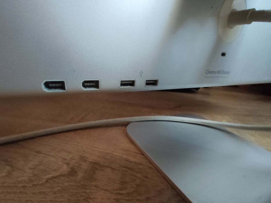 Монітор iPhone шнури в комплекті