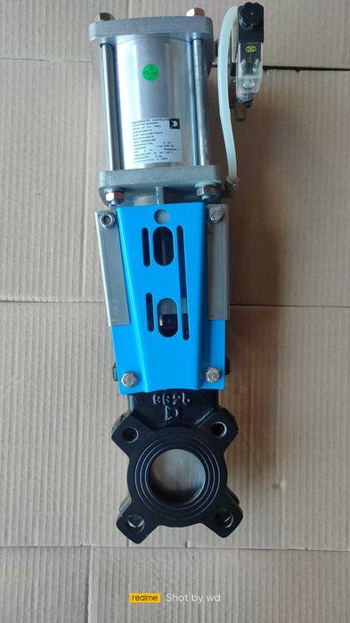 Zasuwa nożowa przepustnica DN50 Watergates z siłownikiem