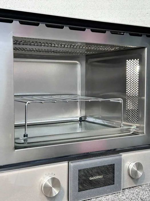 Мікрохвильова піч Gaggenau BMP224110