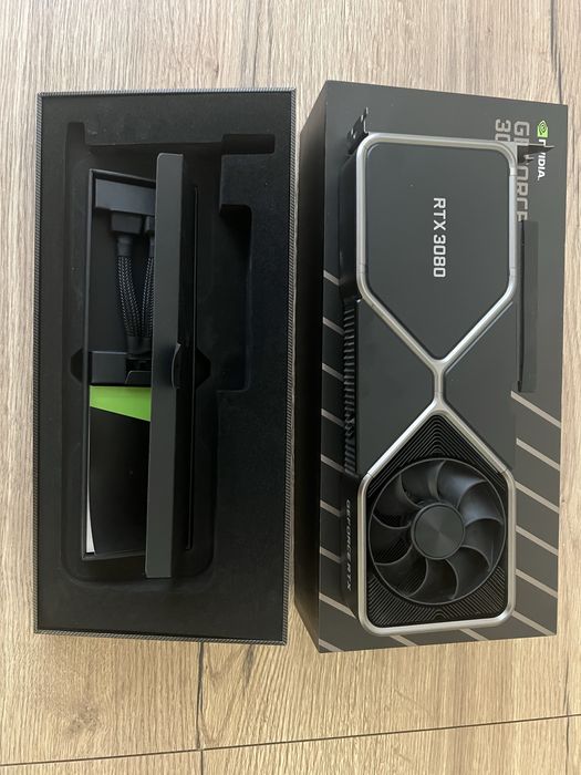 NVIDIA GeForce RTX 3080 / 10GB GDDR6X /