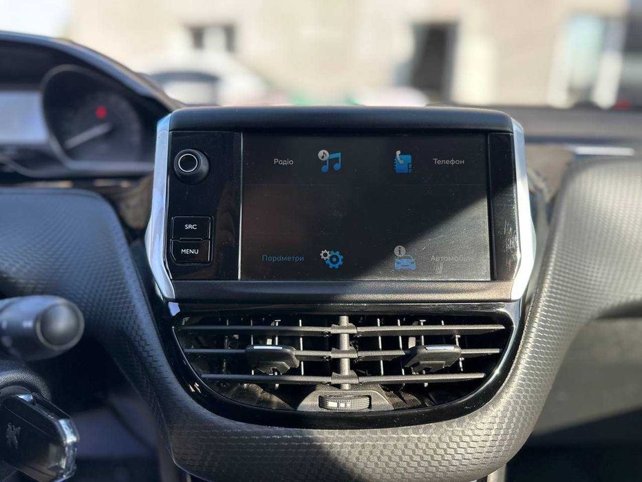 Peugeot 208 2019рік 1.2 Бензин Автомат