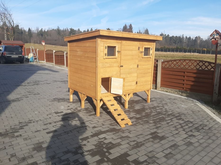 Kurnik dla kur drewniany