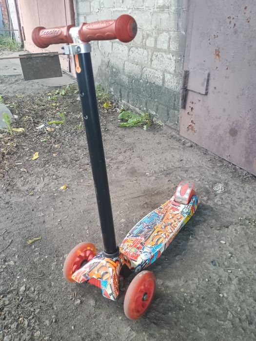 Самокат дитячий,
