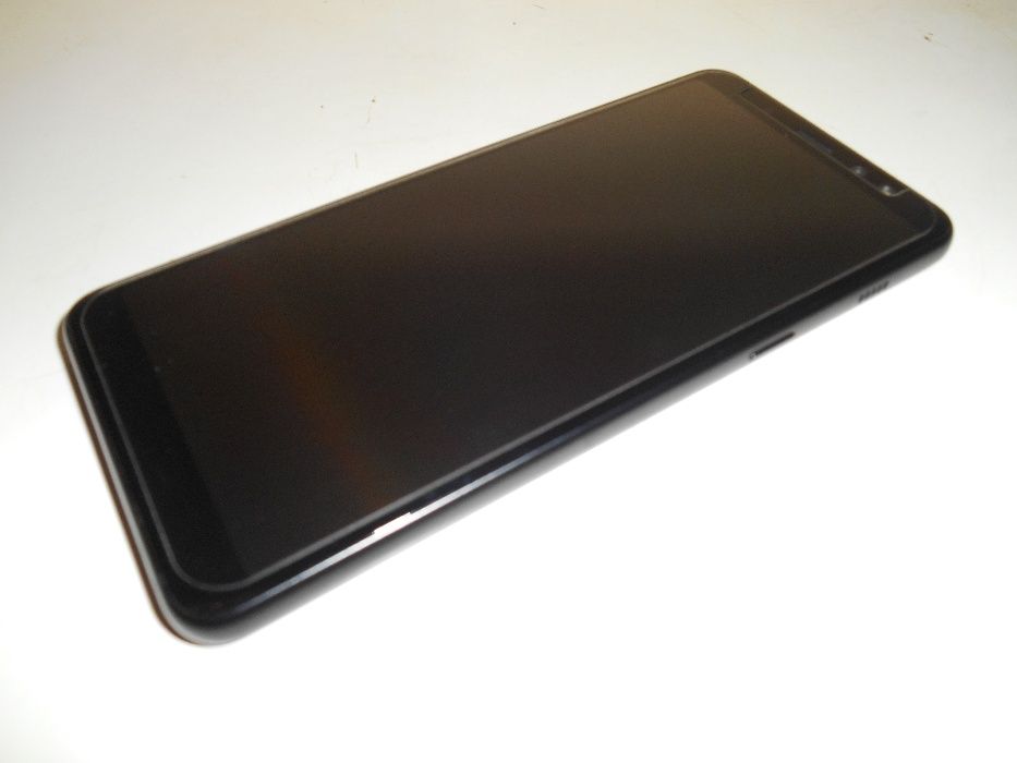 Samsung Galaxy A8 2018 A530F DS майже новий