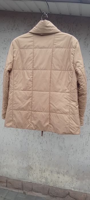 Женская куртка..