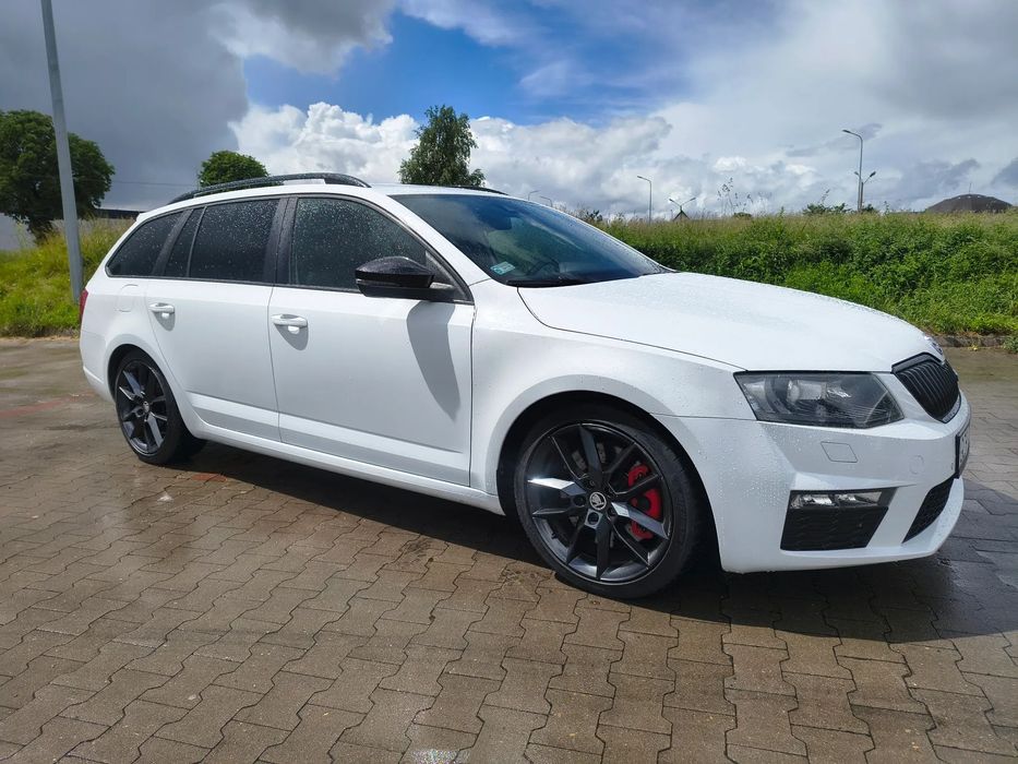 Skoda Octavia Skoda Octavia RS Challenge 2.0 220 KM