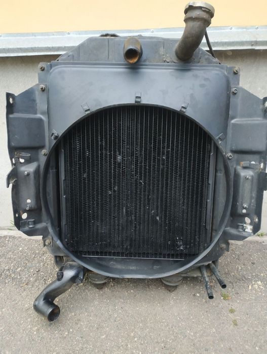 Запчасти зил 157 разные