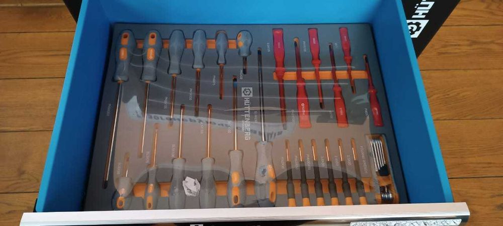 Шафа інструментальна HUTTENBERG Germany