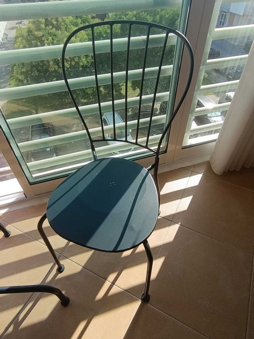 Conjunto de mesa +2 cadeiras para jardim / varanda