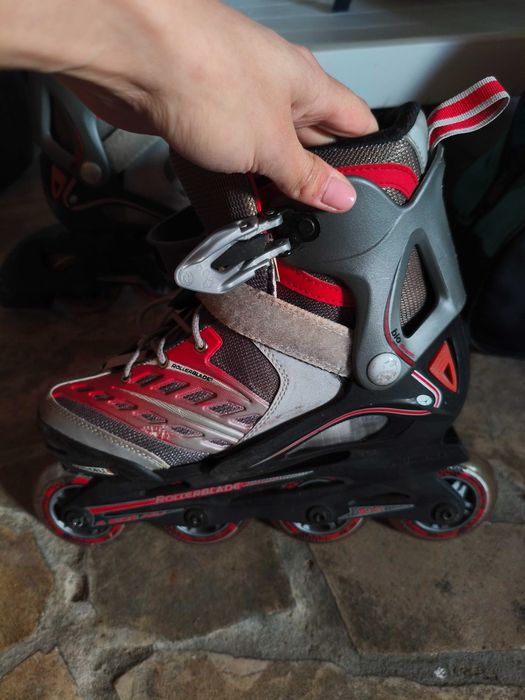 Patins em linha Rollerblade – como novos, tamanho ajustável 32–37