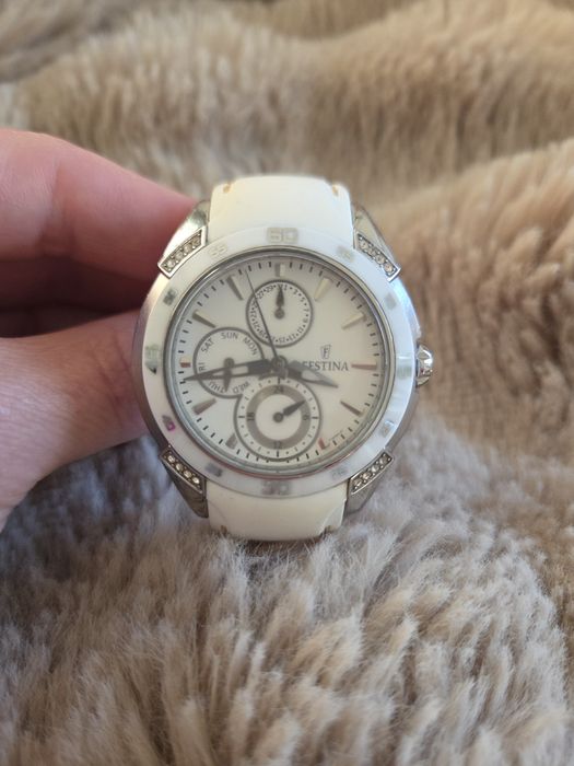 Zegarek damski Festina bialy