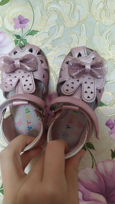 Босоніжки дитячі