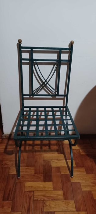 Cadeira em ferro