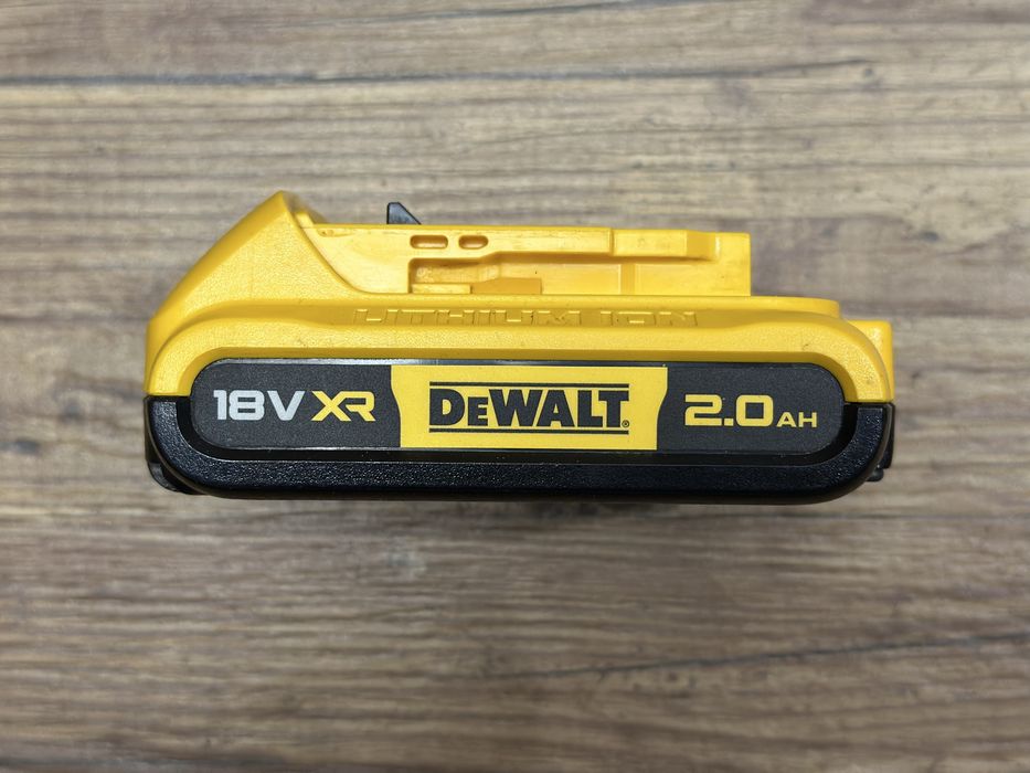 DeWalt XR DCB183 – bateria 18V 2Ah
